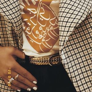 Meet your Posher, Angela